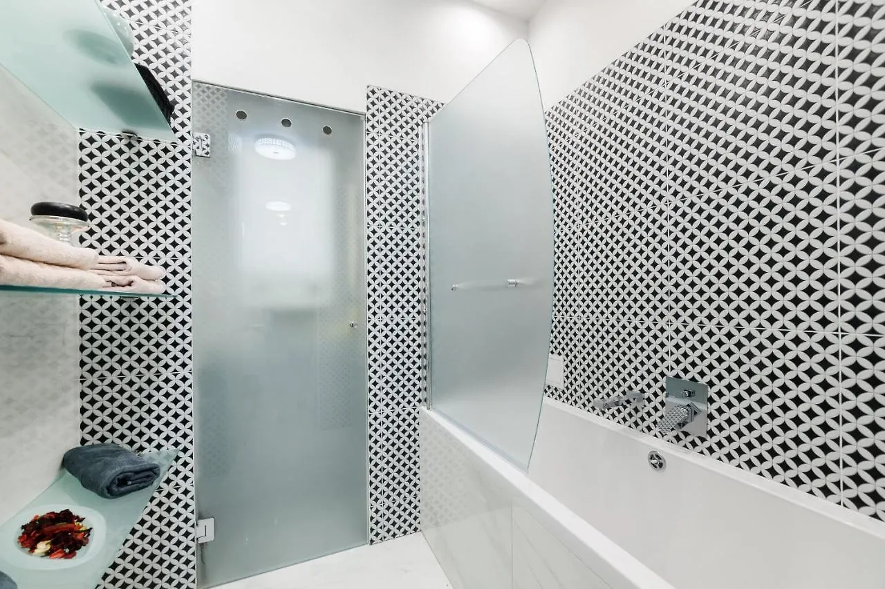 Opera Deluxe Apartman Apartment Budapest