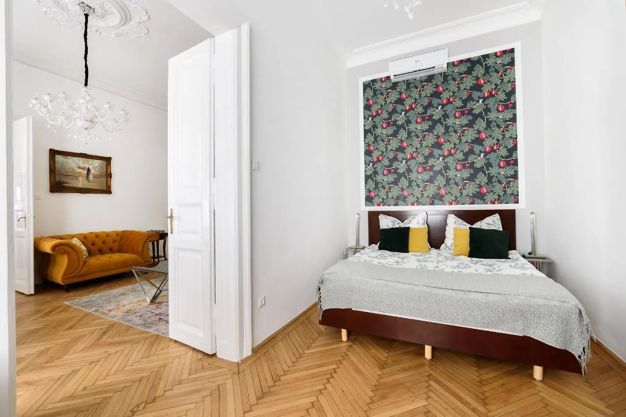 Opera Deluxe Apartman Apartment Budapest 0*,  Hungary
