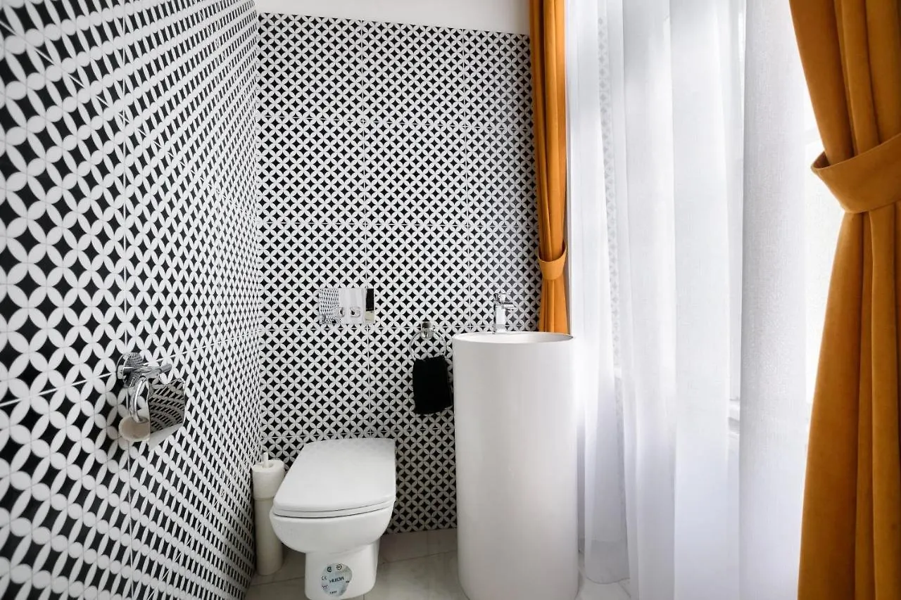 Opera Deluxe Apartman Apartment Budapest